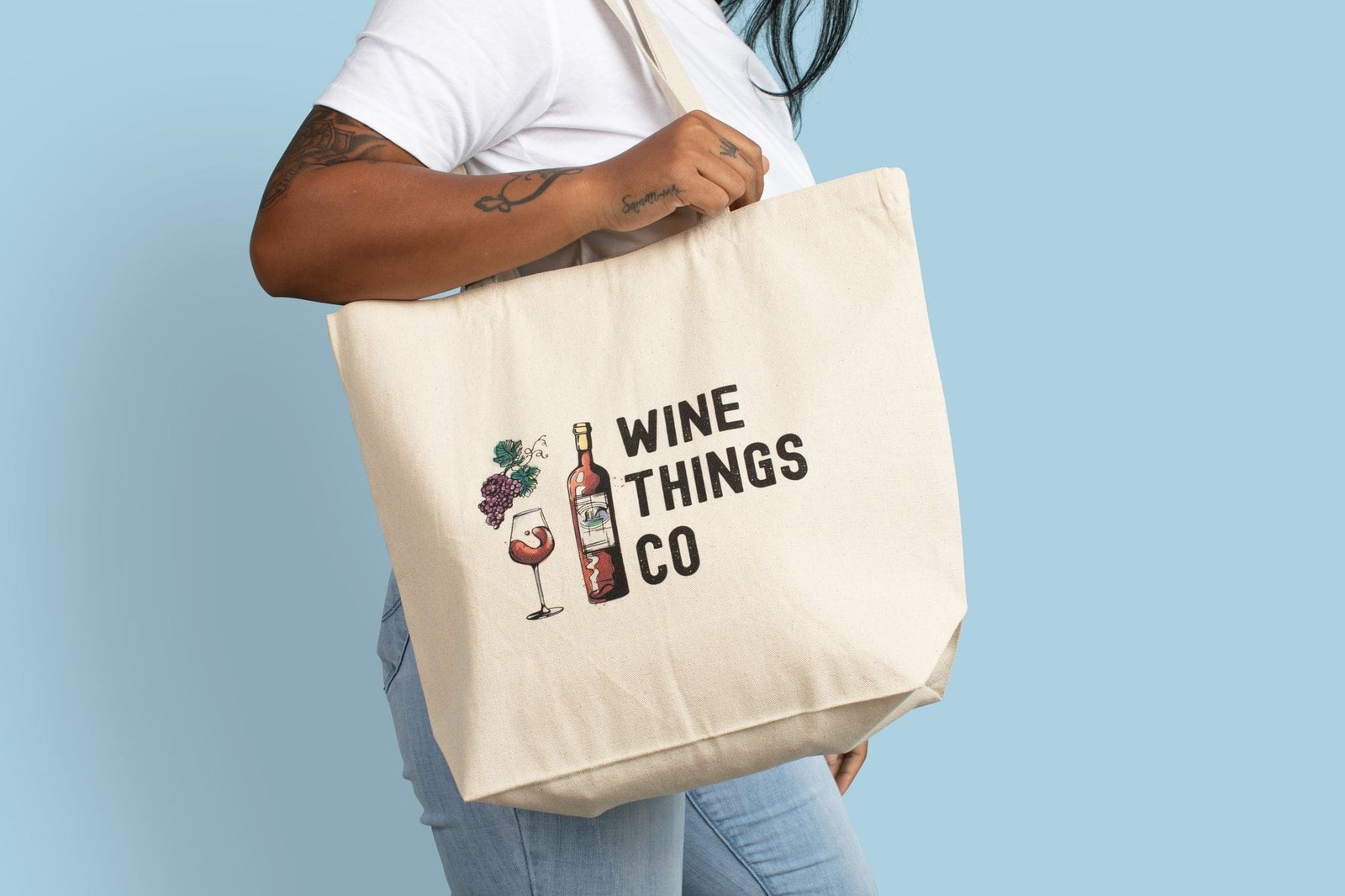 Safi Marketplace wine tote bag.